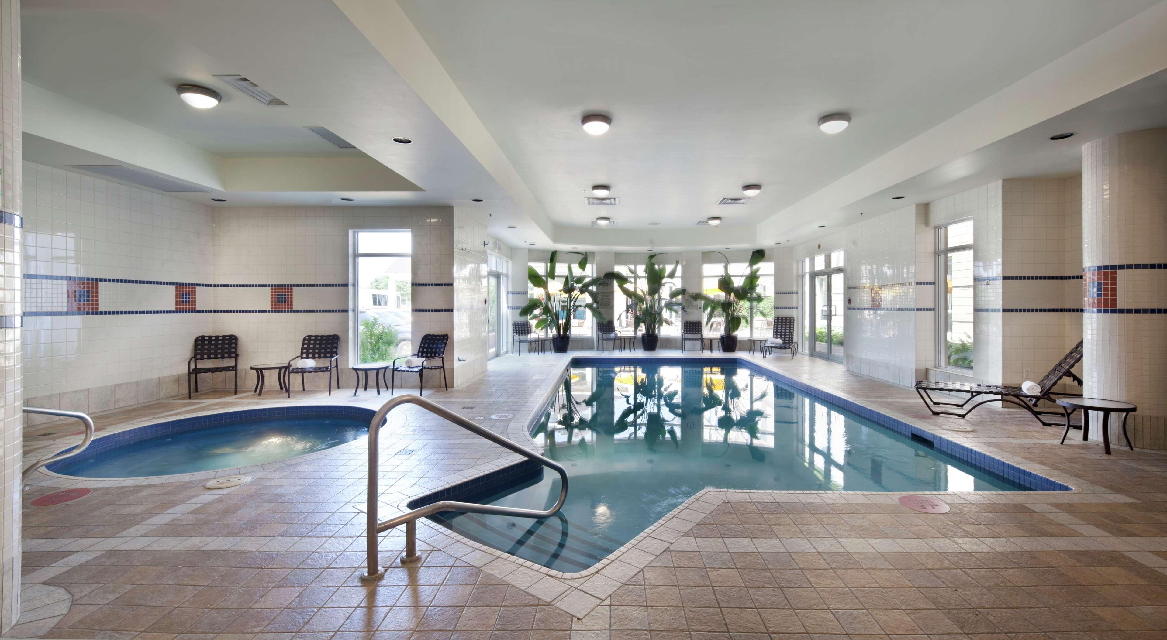 Hilton Garden Inn Montreal Airport Dorval Dış mekan fotoğraf
