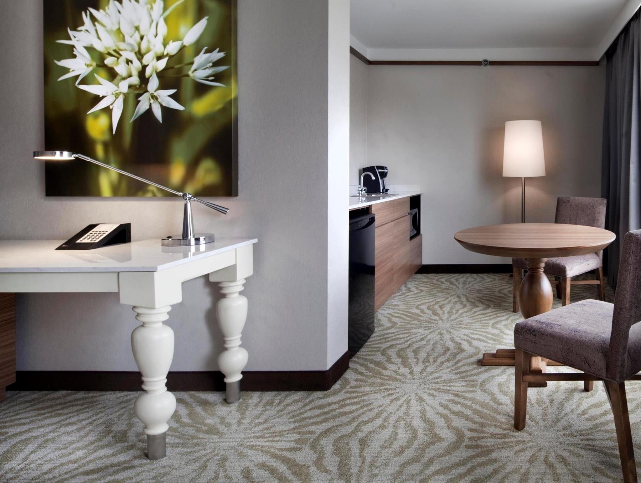 Hilton Garden Inn Montreal Airport Dorval Dış mekan fotoğraf