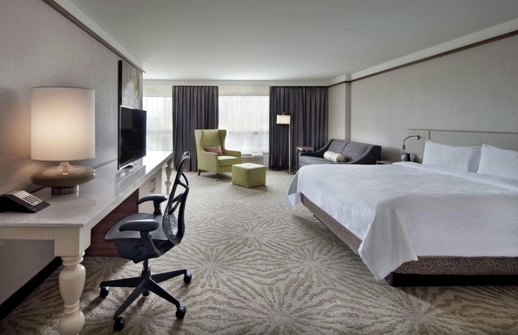 Hilton Garden Inn Montreal Airport Dorval Dış mekan fotoğraf